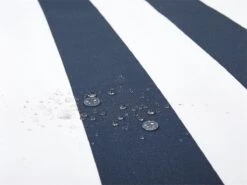 Banco De Jardín De Madera Con Cojín Azul Marino/blanco 160 Cm VIVARA -Jardín Muebles Ventas ccdd61e4e8f16758cfb149721807124169159c65 aeabcbfeba394bac8c04edaaea0c2b3e