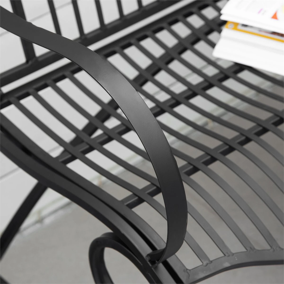 Outsunny Banco De Jardín De 2 Plazas 110x60x97 Cm Banco De Exterior De Metal Con Respaldo Decorativo Y Reposabrazos Para Terraza Balcón Patio Carga 200 Kg Negro 10 Outsunny Banco De Jardín De 2 Plazas 110x60x97 Cm Banco De Exterior De Metal Con Respaldo Decorativo Y Reposabrazos Para Terraza Balcón Patio Carga 200 Kg Negro - Imagen 8