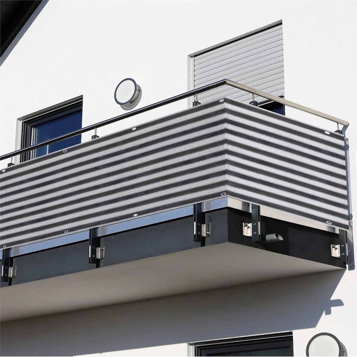 Outsunny 2 Pantallas De Privacidad Para Balcones O Terraza Revestimiento HDPE Para Exteriores Tela Protectora Para Balcón Patio Con Cuerdas 500x90 Cm Gris Y Negro 4 Outsunny 2 Pantallas De Privacidad Para Balcones O Terraza Revestimiento HDPE Para Exteriores Tela Protectora Para Balcón Patio Con Cuerdas 500x90 Cm Gris Y Negro - Imagen 2