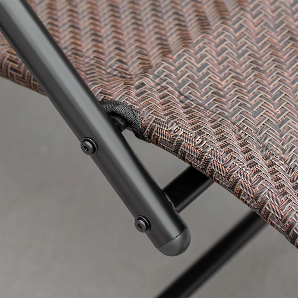 Outsunny Tumbona Mecedora De Exterior Con Reposabrazos Reposacabezas Y Efecto De Ratán Para Jardín Terraza Patio Carga Máx. 160 Kg 61x160x79 Cm Marrón 7 Outsunny Tumbona Mecedora De Exterior Con Reposabrazos Reposacabezas Y Efecto De Ratán Para Jardín Terraza Patio Carga Máx. 160 Kg 61x160x79 Cm Marrón - Imagen 5