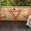 Conjunto De 2 Sillas De Balcón De Metal Rojo SCARIO -Jardín Muebles Ventas fae9e11cc358d1640e205868f414da5158cfbffb e515367b7e3a4aa593bcec14d5b78161